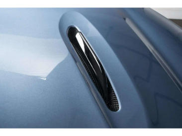 Aston Martin DBX 707 — photo 21