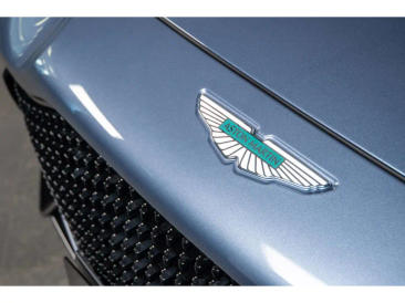 Aston Martin DBX 707 — photo 22