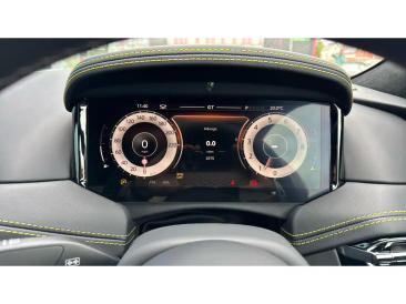 Aston Martin DB12 V8 — photo 6
