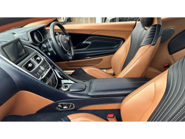 Aston Martin DB11 DB11 V12 Coupe — photo 14