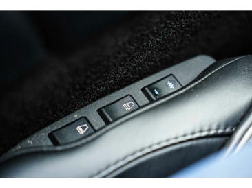 Aston Martin Virage Virage Volante — photo 21