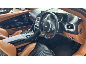 Aston Martin DB11 DB11 V12 Coupe — photo 19