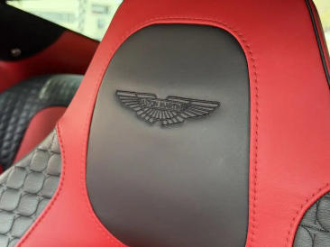 Aston Martin Vanquish II Vanquish Coupe — photo 5