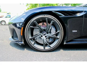 Aston Martin DBS (2018-24) DBS Superleggera Coupe — photo 4