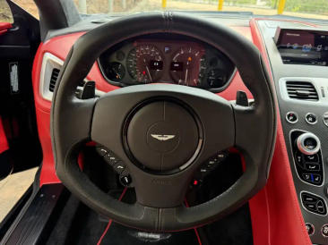 Aston Martin Vanquish II Vanquish Coupe — photo 11