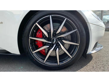 Aston Martin DB11 DB11 V12 Coupe — photo 4