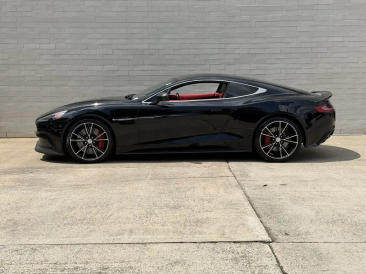 Aston Martin Vanquish II Vanquish Coupe — photo 16
