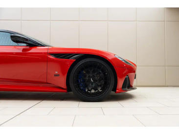 Aston Martin DBS (2018-24) DBS 770 Ultimate Coupe — photo 4