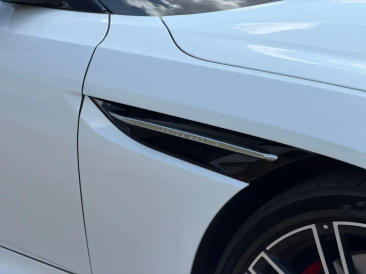 Aston Martin DB12 V8 — photo 23