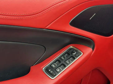Aston Martin Vanquish II Vanquish Coupe — photo 22