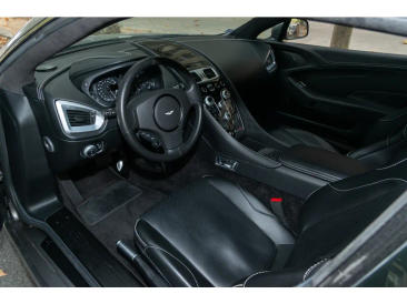 Aston Martin Vanquish II Vanquish Coupe — photo 3