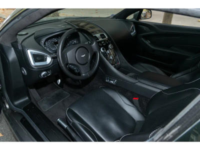 Aston Martin Vanquish II Vanquish Coupe