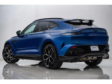 Aston Martin DBX 707 SUV — photo 2