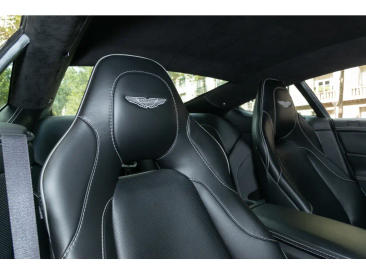 Aston Martin Vanquish II Vanquish Coupe — photo 5