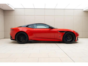 Aston Martin DBS (2018-24) DBS 770 Ultimate Coupe — photo 11