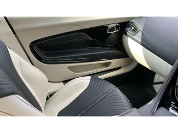 Aston Martin DB11 DB11 V12 Coupe — photo 21