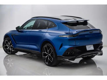 Aston Martin DBX 707 SUV — photo 10