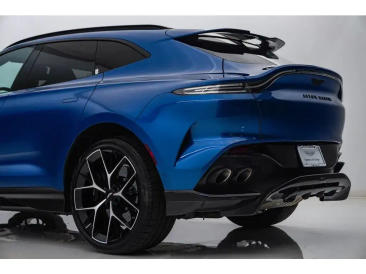 Aston Martin DBX 707 SUV — photo 11