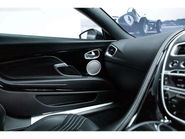 Aston Martin DB11 DB11 V8 Coupe — photo 25