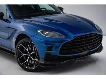 Aston Martin DBX 707 SUV — photo 15