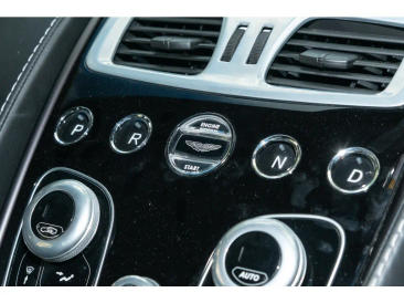 Aston Martin Vanquish II Vanquish Coupe — photo 24