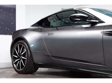 Aston Martin DB11 DB11 V8 Coupe — photo 35