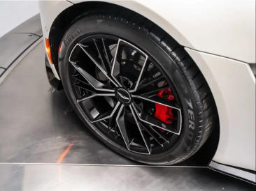 Aston Martin Vantage (2019-23) Vantage Coupe — photo 8
