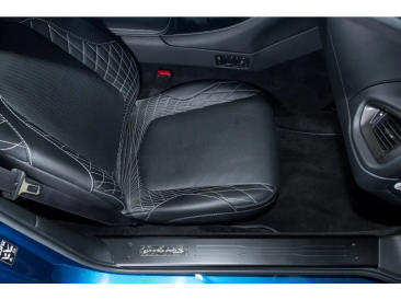 Aston Martin Vanquish II Vanquish S Coupe — photo 19