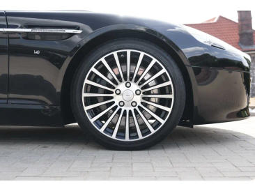 Aston Martin Rapide Rapide S — photo 4