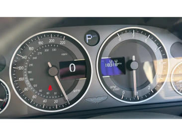 Aston Martin DB9 DB9 Carbon Edition Coupe — photo 6