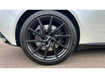 Aston Martin DB11 DB11 V12 Coupe — photo 4