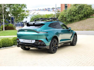 Aston Martin DBX V8 — photo 25
