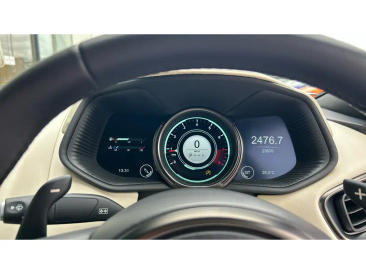 Aston Martin DB11 DB11 V12 Coupe — photo 6
