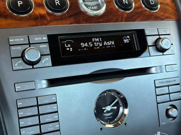 Aston Martin DB9 DB9 Coupe — photo 18