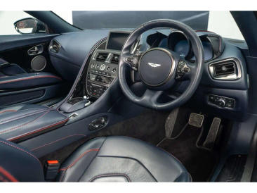 Aston Martin DBS (2018-24) DBS Superleggera Volante — photo 3