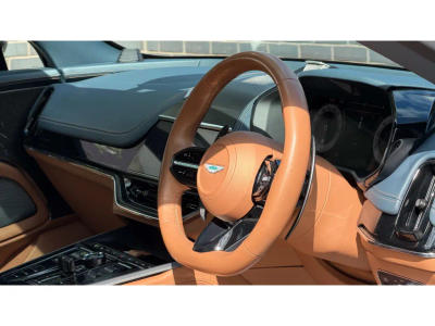 Aston Martin DBX 707 SUV