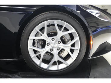 Aston Martin DB11 DB11 V8 Volante — photo 4