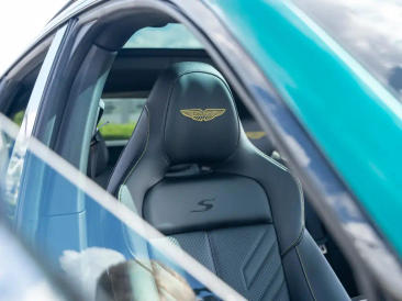Aston Martin DBX DBX S SUV — photo 5