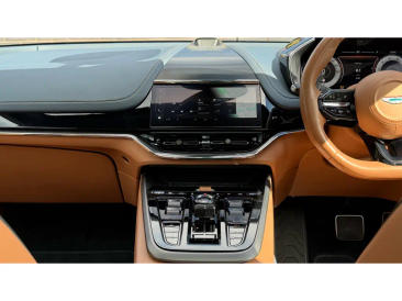 Aston Martin DBX 707 SUV — photo 10