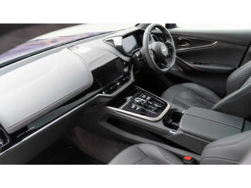 Aston Martin DBX 707 SUV — photo 37