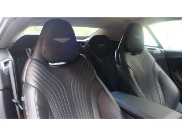 Aston Martin DB11 DB11 V8 Volante — photo 8