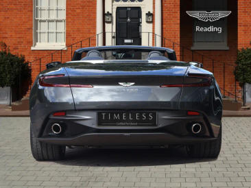 Aston Martin DB11 DB11 V8 Volante — photo 11