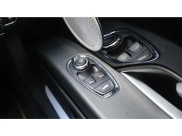 Aston Martin DB11 DB11 V8 Volante — photo 18