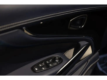 Aston Martin DBX 707 SUV — photo 28
