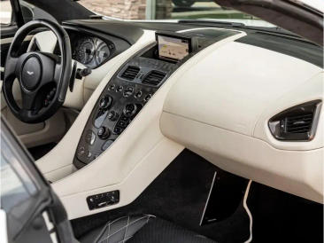 Aston Martin Vanquish II Vanquish S Volante — photo 25