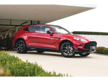 Aston Martin DBX 707 SUV — photo 8