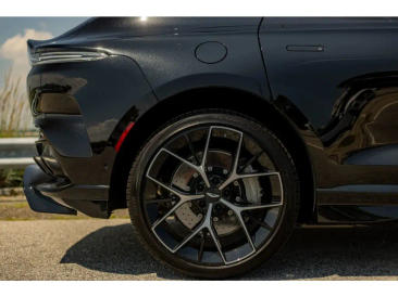 Aston Martin DBX 707 SUV — photo 43
