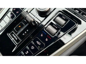 Aston Martin DBX DBX S SUV — photo 38