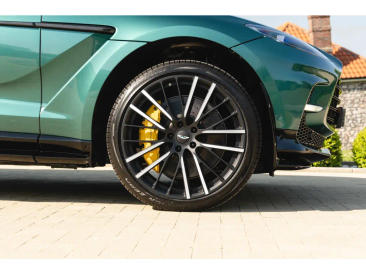 Aston Martin DBX 707 SUV — photo 4