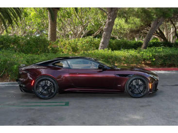 Aston Martin DBS (2018-24) DBS Superleggera Coupe — photo 25